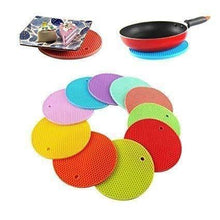 Load image into Gallery viewer, Silicone Heat Resistant Table Mat (Pack of 1)
